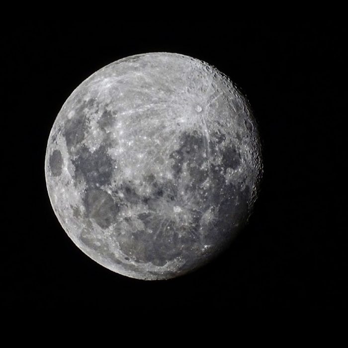 Name: KatieInstagram: PrivateCamera: Sony DSC-HX400VTelescope: n/aSubject: The MoonPhoto Taken: Taken 14/02/2022, 9:01pm, Kapunda SA Image Duration: N/A Software: Iphone SoftwareFilters used: None